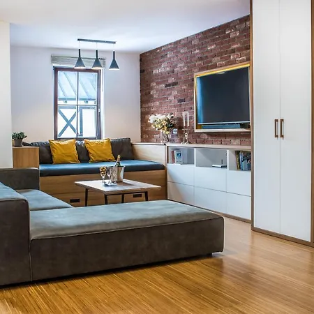 Savoy Luxury דירה *